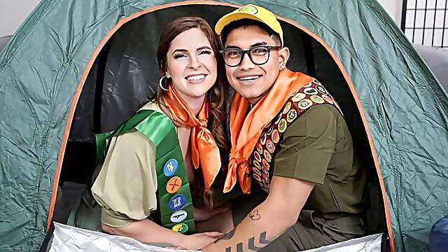 Scarlett Gushes goes camping