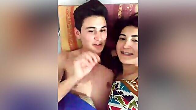 Liseli sikis izleyelim ifsayerli com
