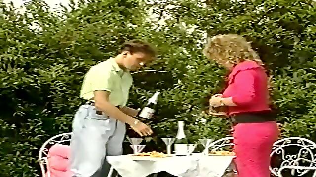 Oldies, Arsche, Mosenpfandung